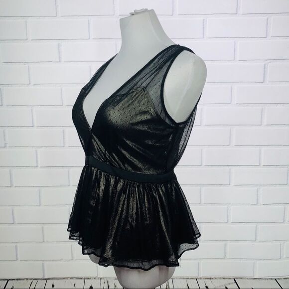 Express Deep V-Neck Metallic Mesh Tank - Size 8 - Picture 4 of 13